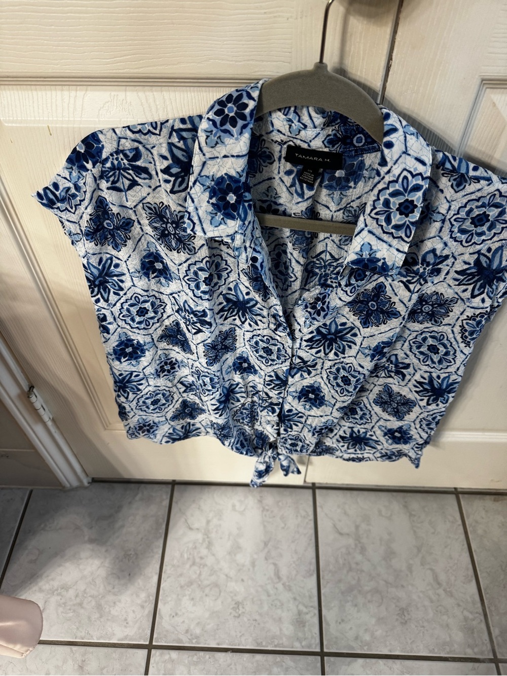 Tommy Bahama Blue Floral Tie-Front Blouse